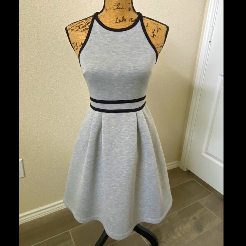 Adorable grey cocktail dress.
